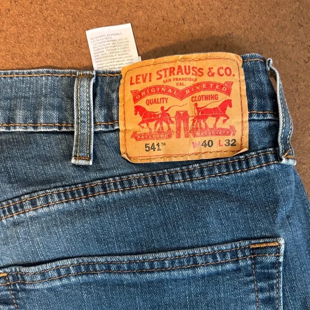 Levis classic straight
